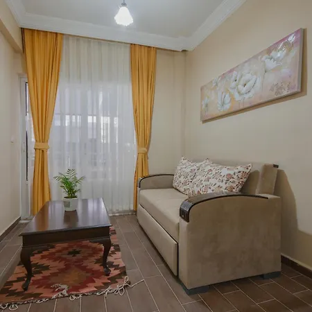 Huzur Royal