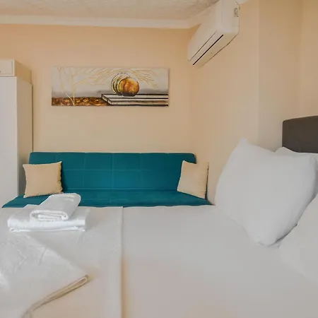 Huzur Royal Aparthotel 3*