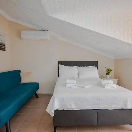 Huzur Royal Aparthotel 3*