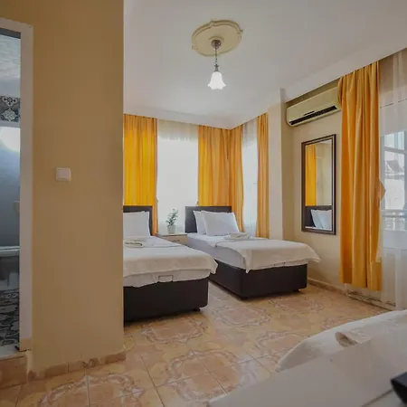 Huzur Royal Apart Otel 3*