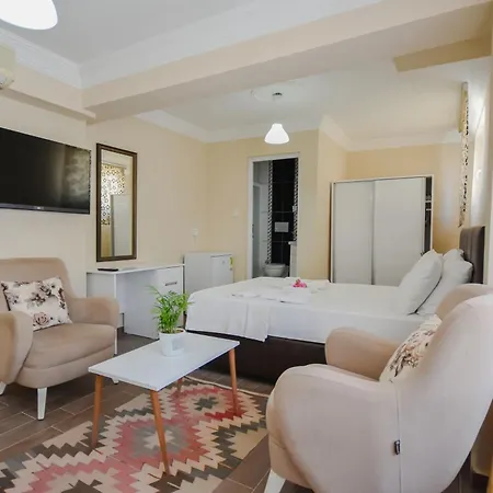 Aparthotel Huzur Royal *
