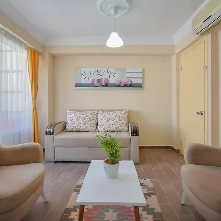 Apart Otel Huzur Royal