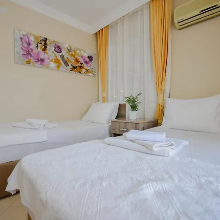 Apart Otel Huzur Royal