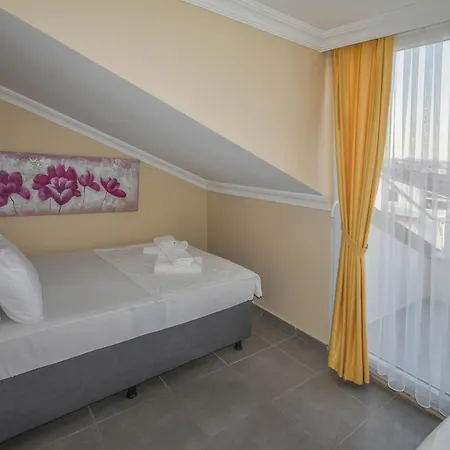 Huzur Royal