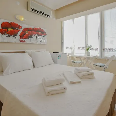 Huzur Royal Aparthotel *